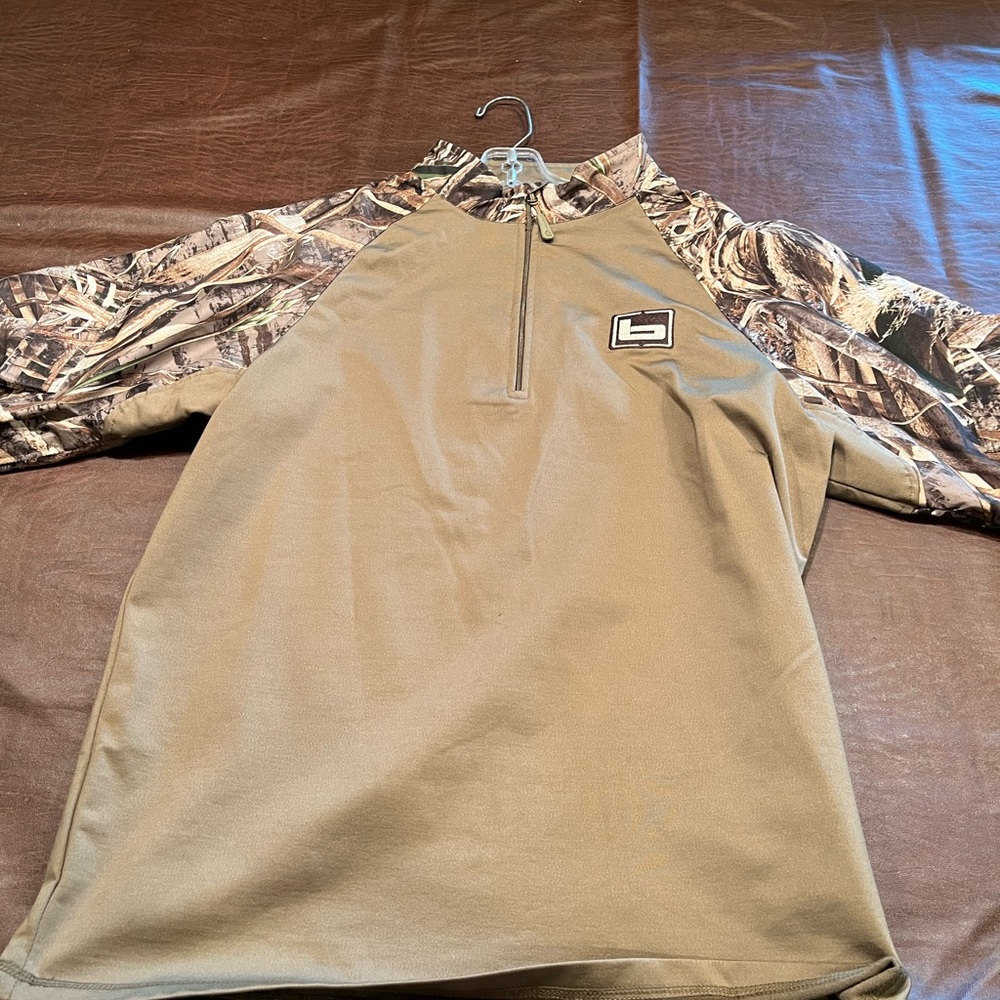 Banded Lightweight Pull Over